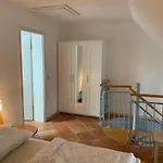 Maisonette 